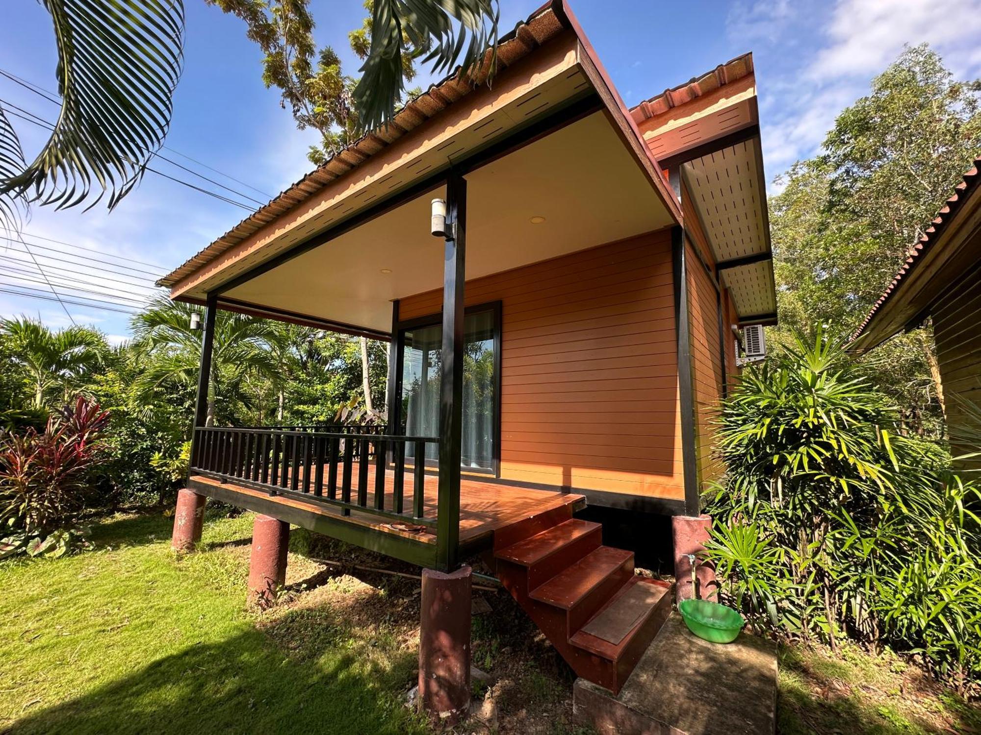 Koh Jum Bungalow & Hostel Εξωτερικό φωτογραφία