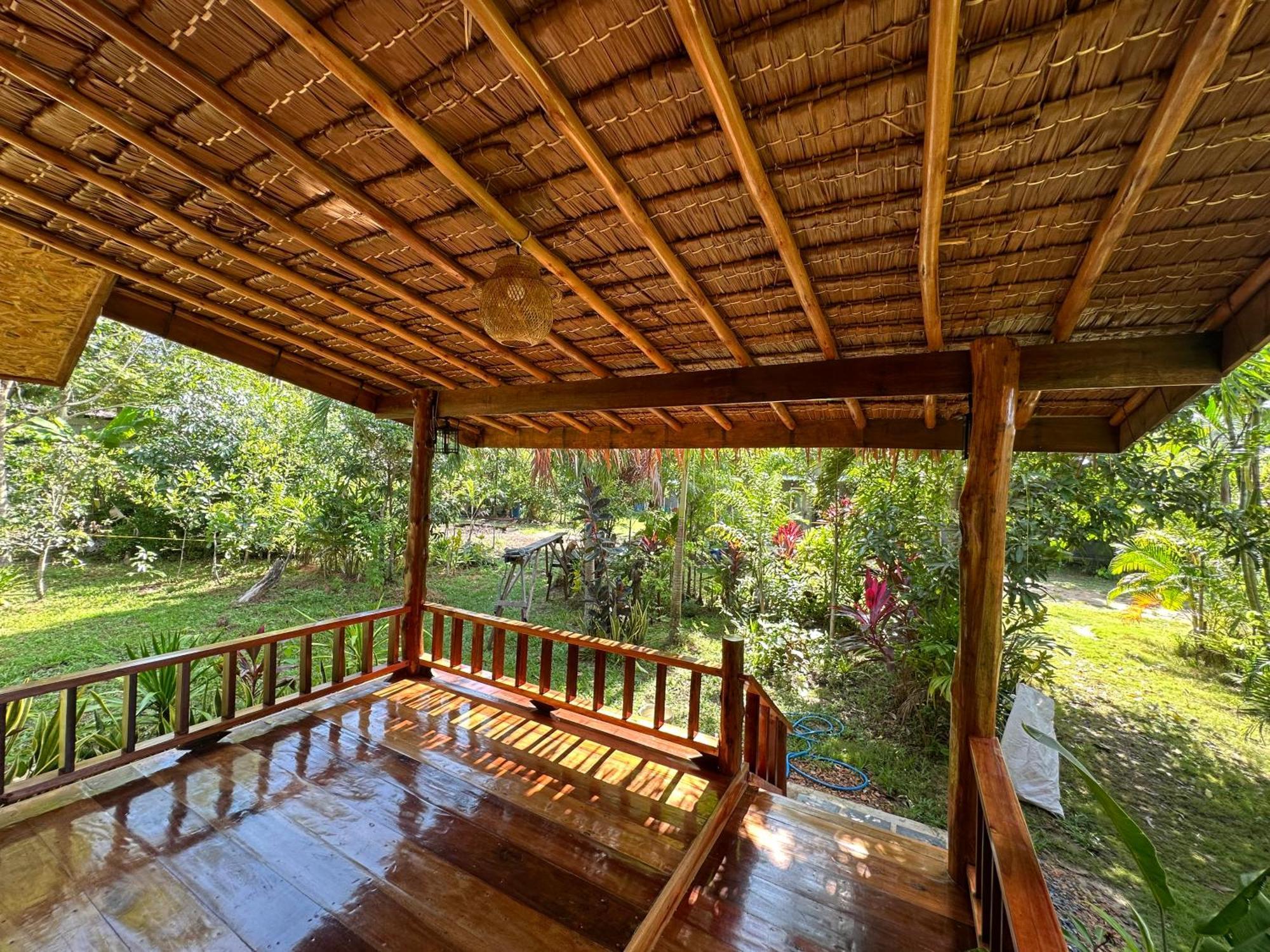 Koh Jum Bungalow & Hostel Εξωτερικό φωτογραφία