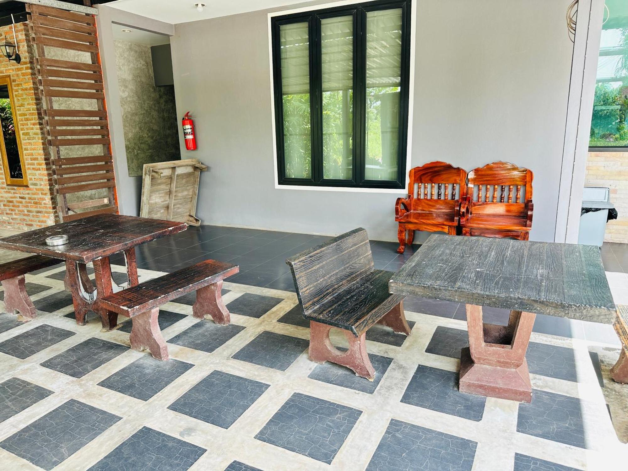 Koh Jum Bungalow & Hostel Εξωτερικό φωτογραφία
