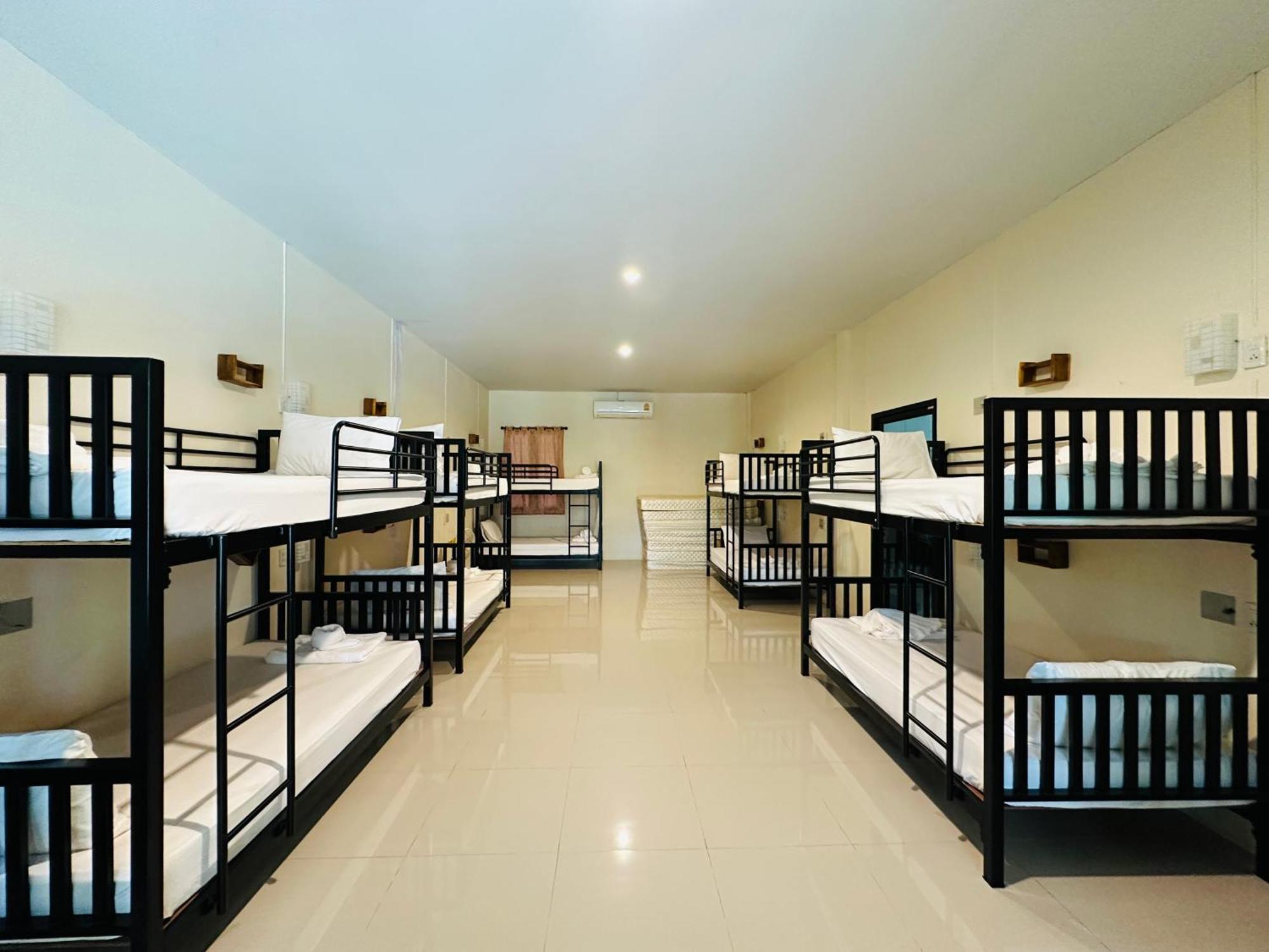 Koh Jum Bungalow & Hostel Εξωτερικό φωτογραφία
