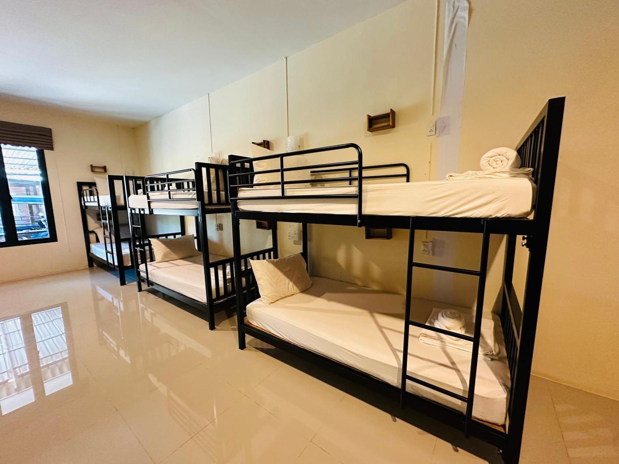 Koh Jum Bungalow & Hostel Εξωτερικό φωτογραφία