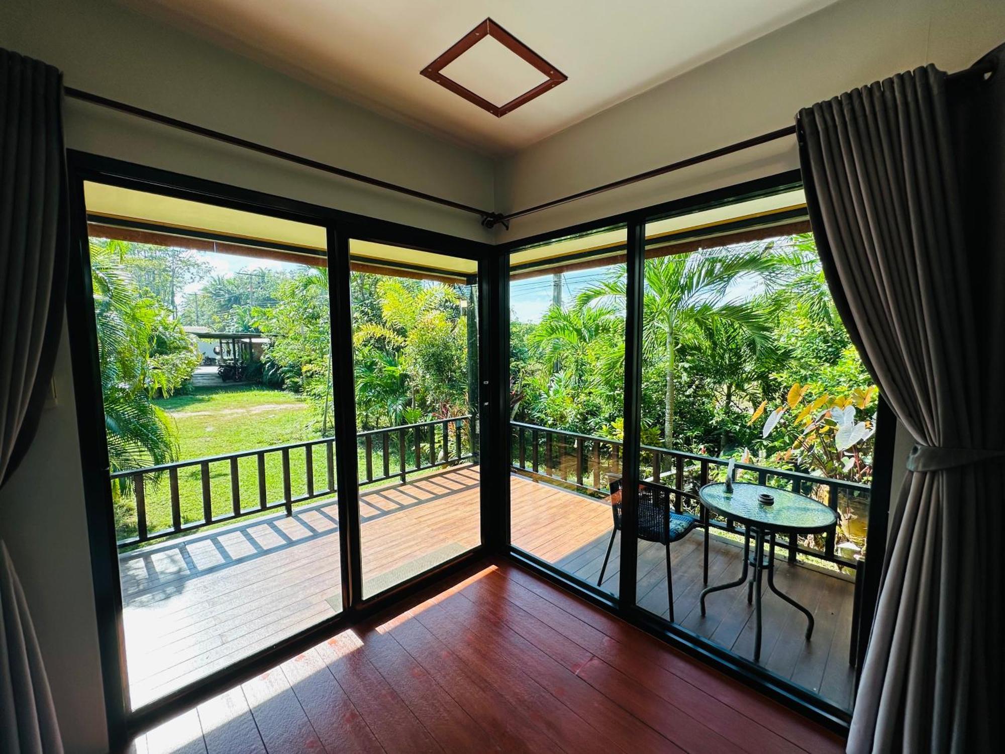 Koh Jum Bungalow & Hostel Εξωτερικό φωτογραφία