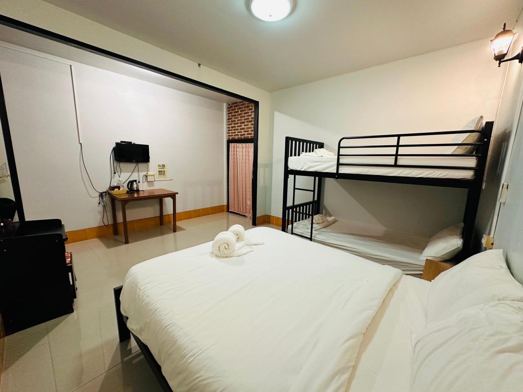 Koh Jum Bungalow & Hostel Εξωτερικό φωτογραφία
