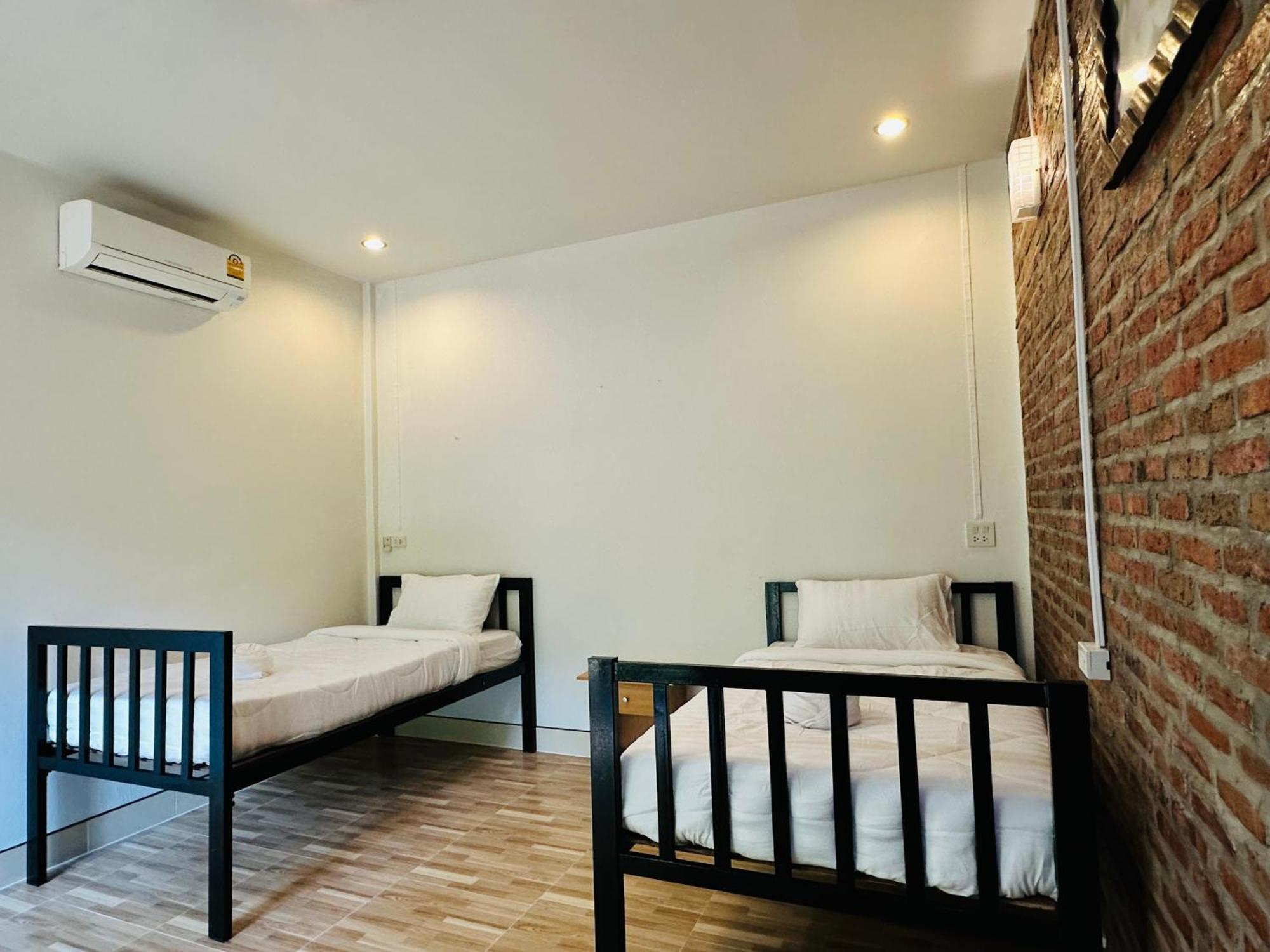 Koh Jum Bungalow & Hostel Εξωτερικό φωτογραφία