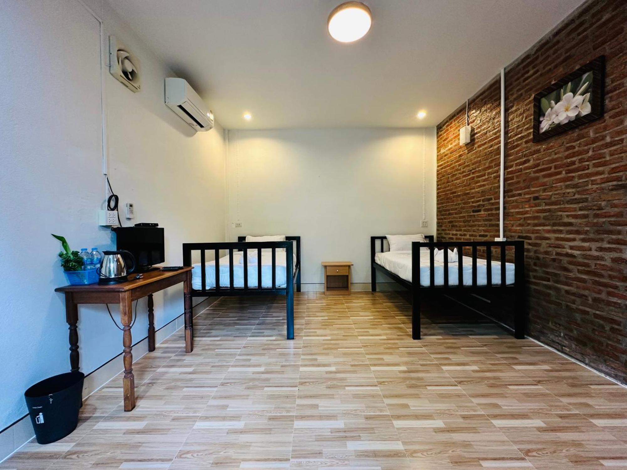 Koh Jum Bungalow & Hostel Εξωτερικό φωτογραφία